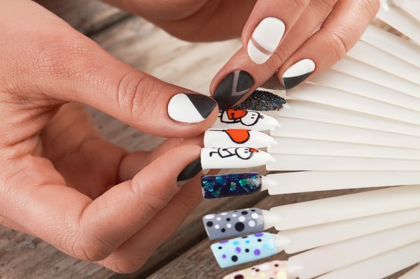 Maîtrisez le nail art grâce à notre cursus en ligne complet